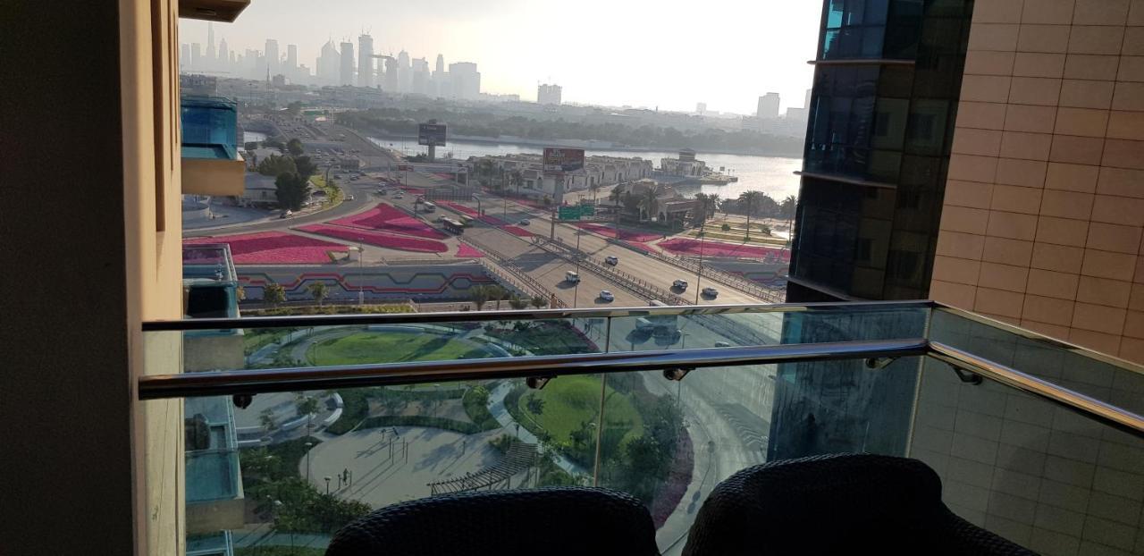 Tulip Creek Hotel Apartments Dubai Exterior foto