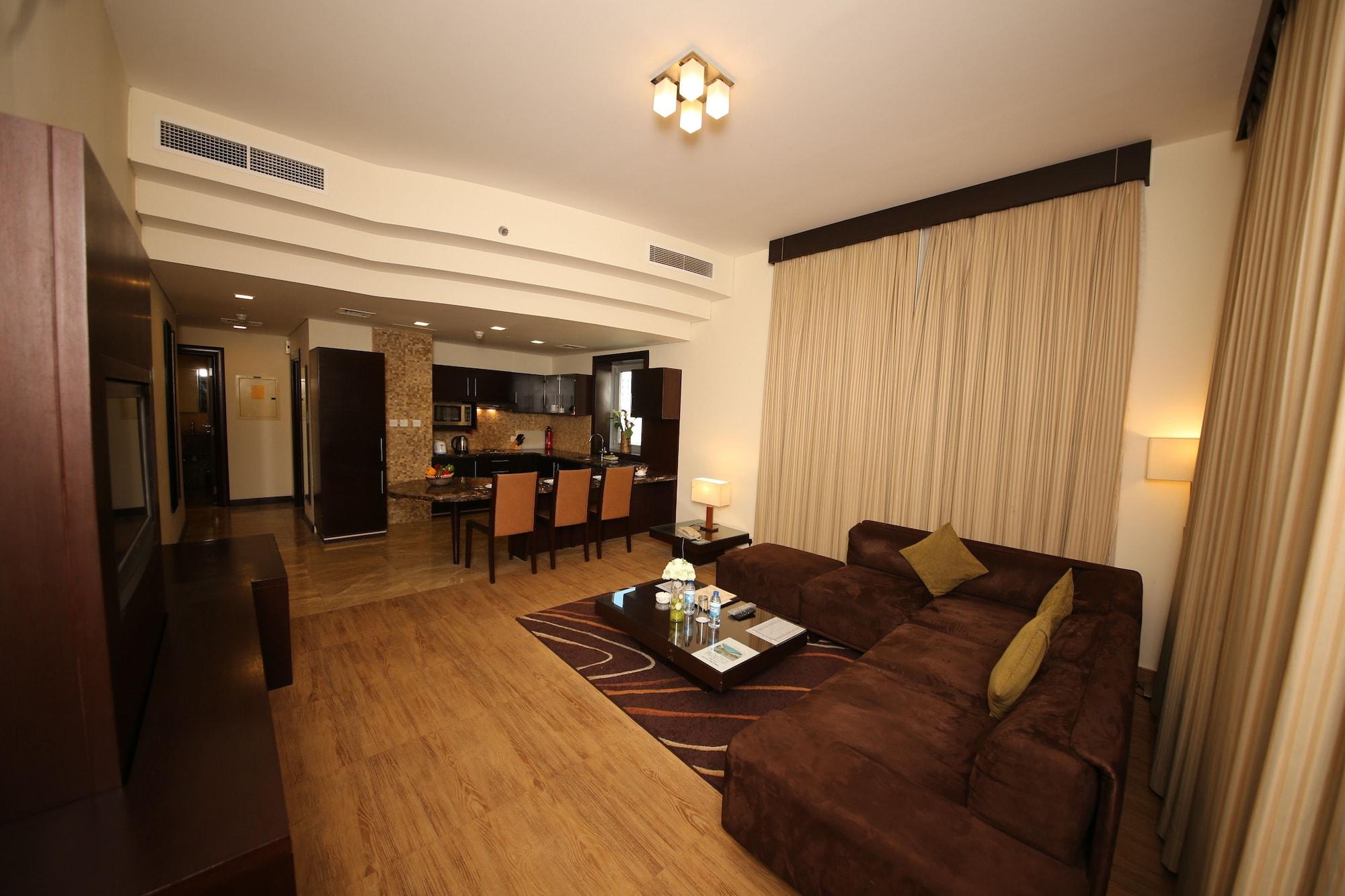 Tulip Creek Hotel Apartments Dubai Exterior foto