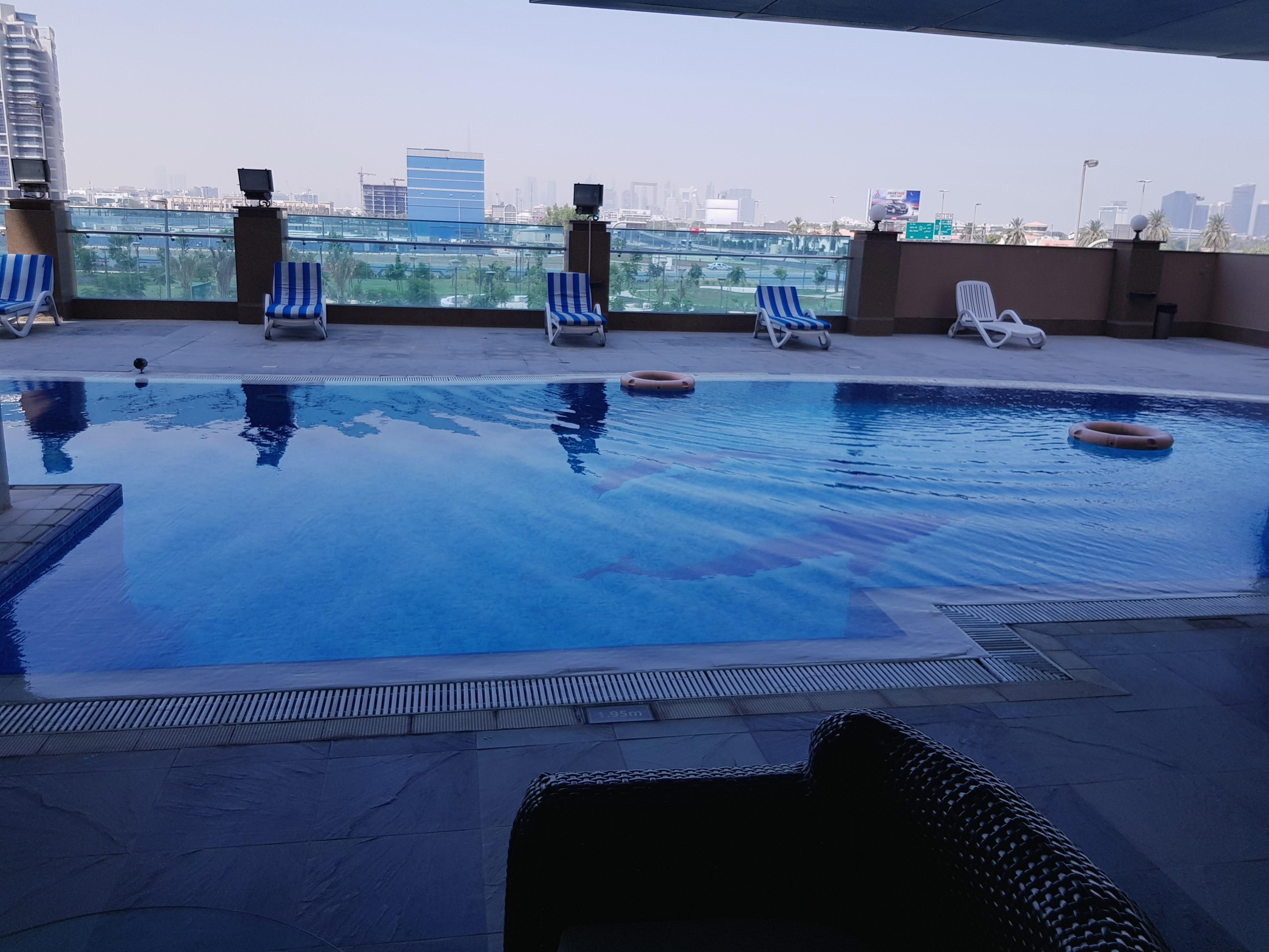 Tulip Creek Hotel Apartments Dubai Exterior foto