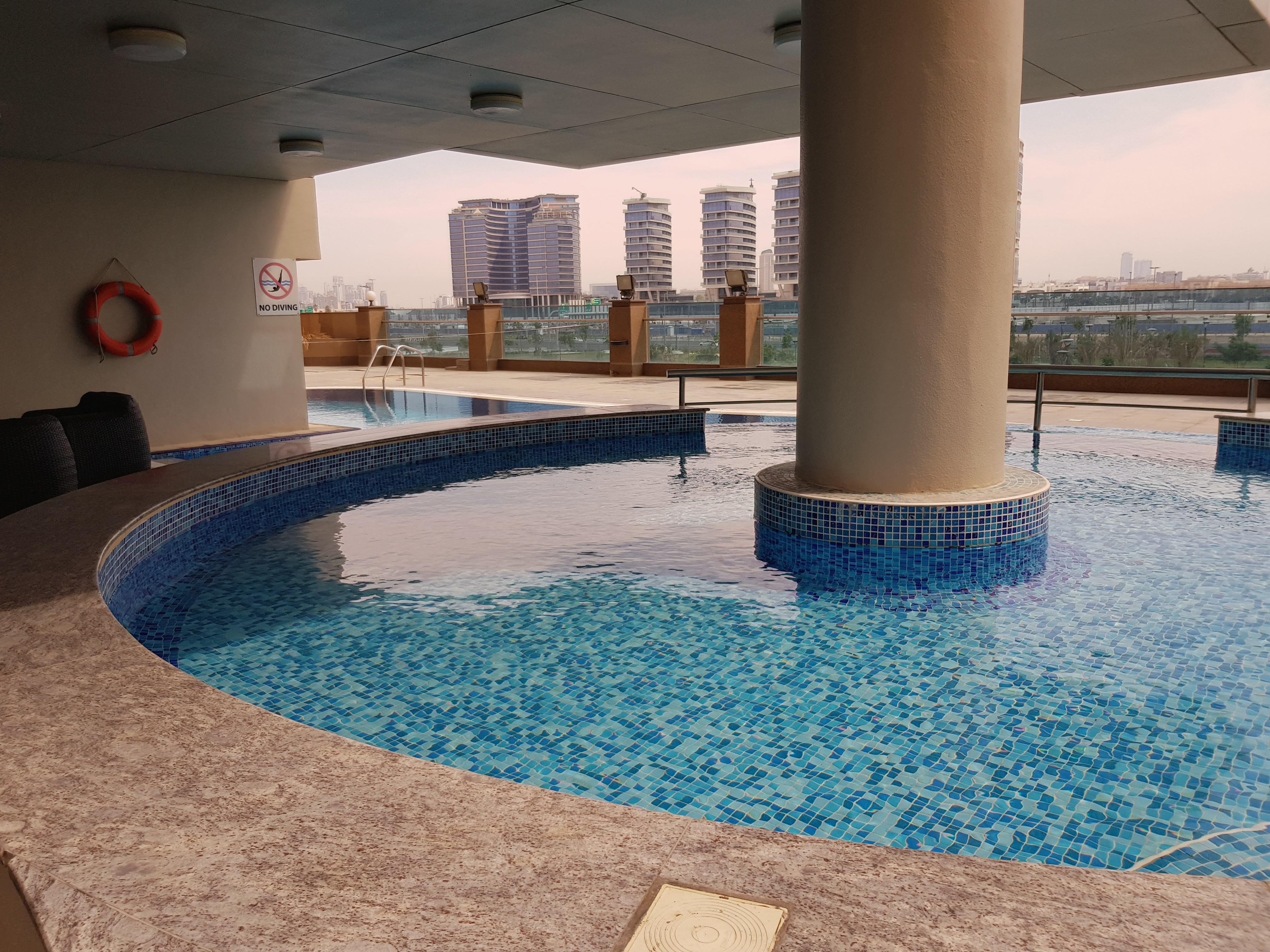 Tulip Creek Hotel Apartments Dubai Exterior foto